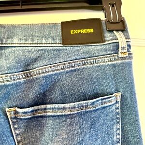 Express Brand, Skinny mid rise 4 way hyper stretch  Ankle Jean